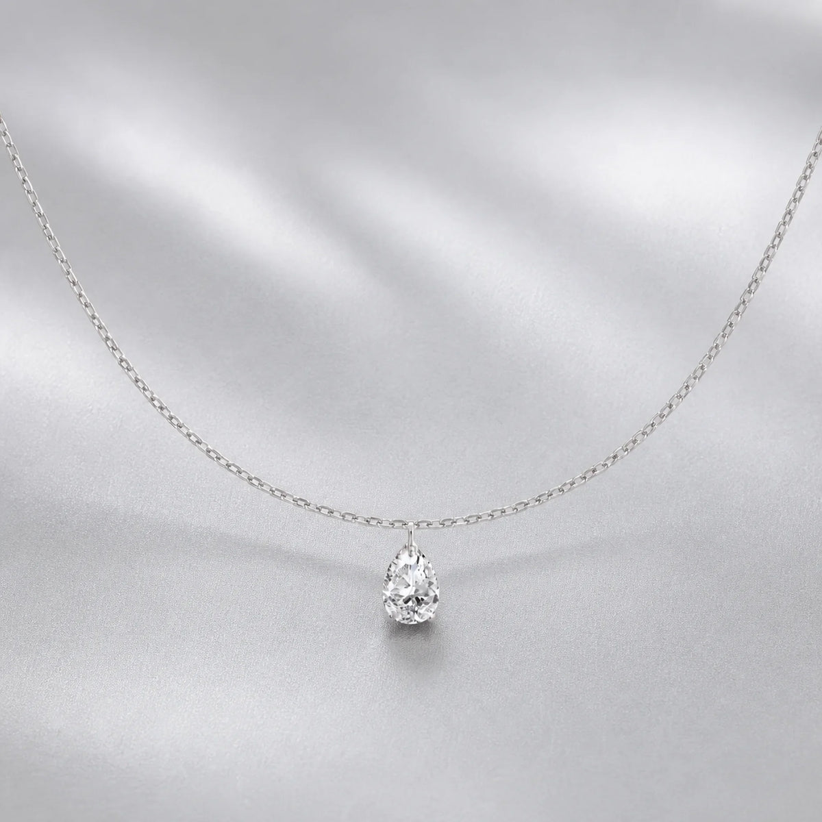 Selunyra Oval Diamond Necklace product view 7