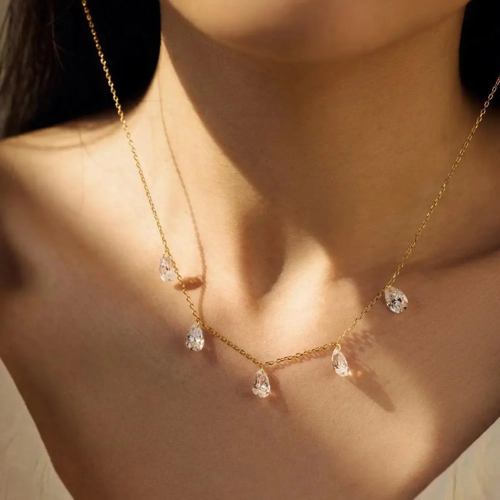 Selunyra Diamond Pendant Necklace product image 3
