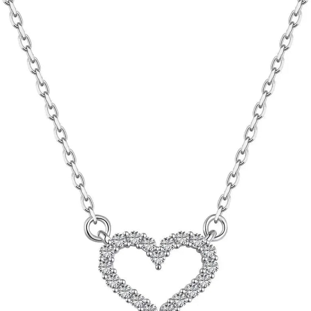 Selunyra Diamond Heart Necklace product image 1
