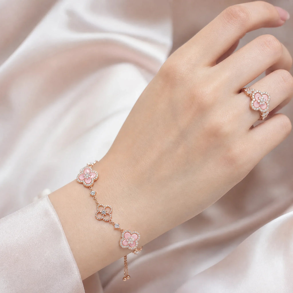 Selunyra Sakura Pink Set wearing image 2