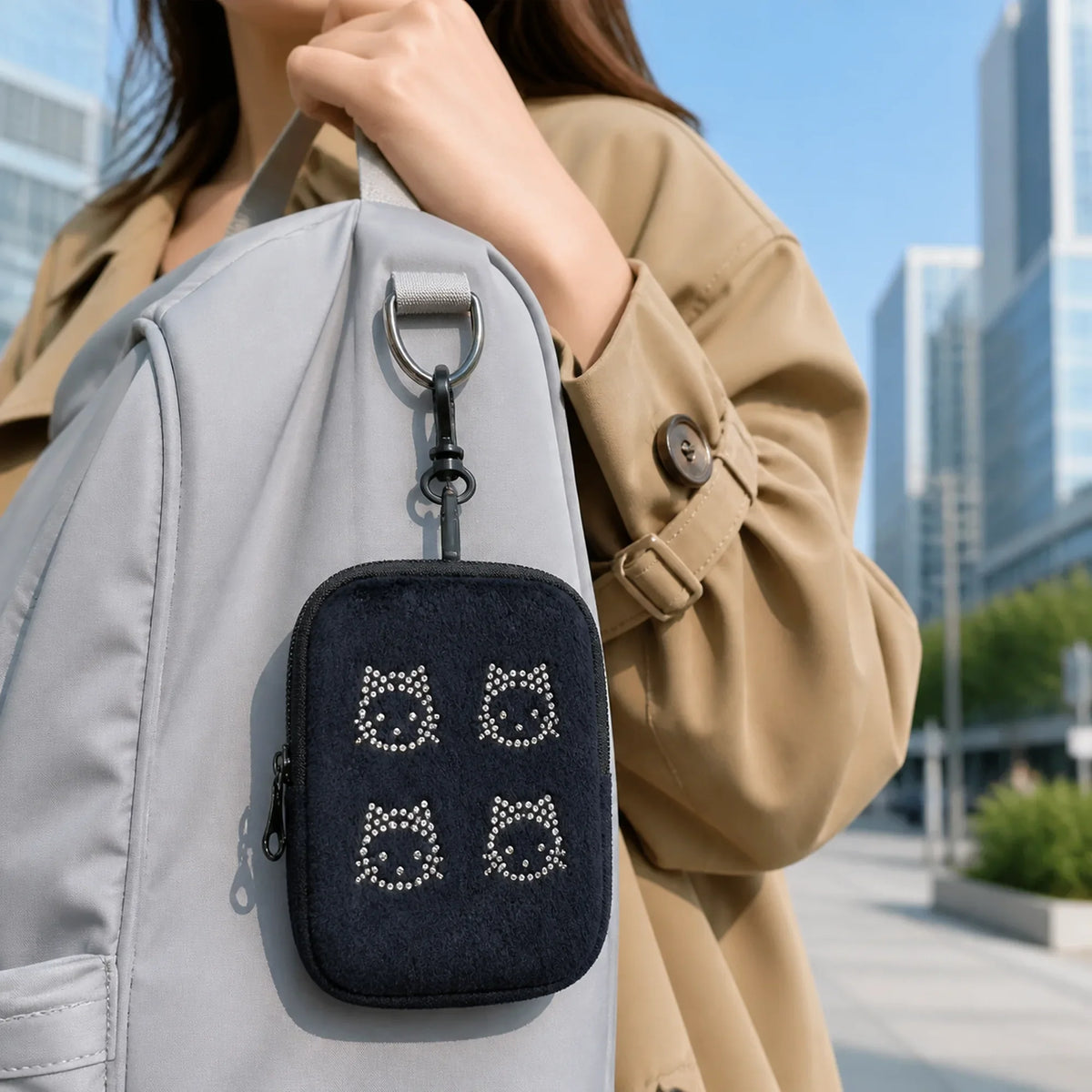 Selunyra Kitty Mini Bag carried lifestyle image 2