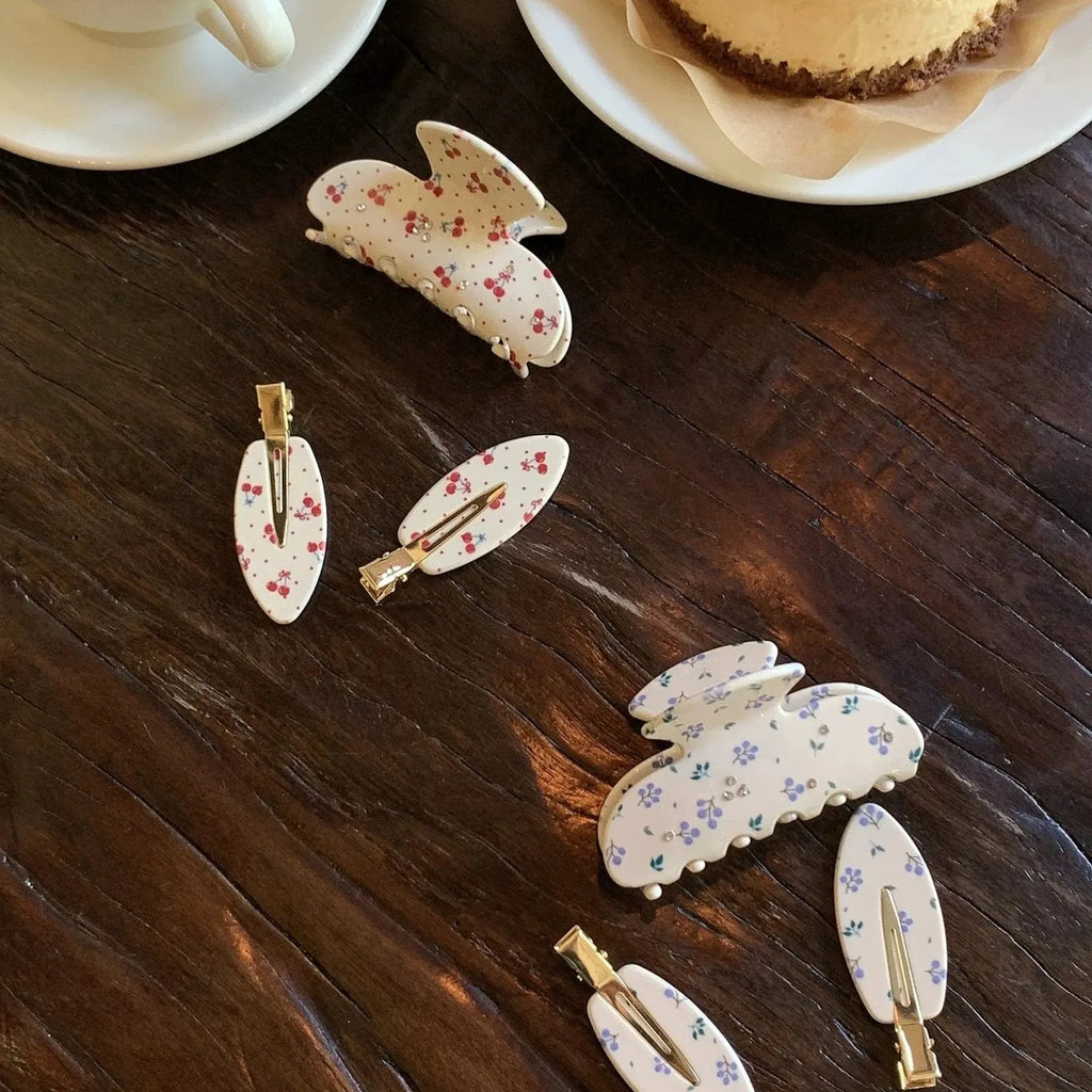 Selunyra Cherry Claw Clip product image 1