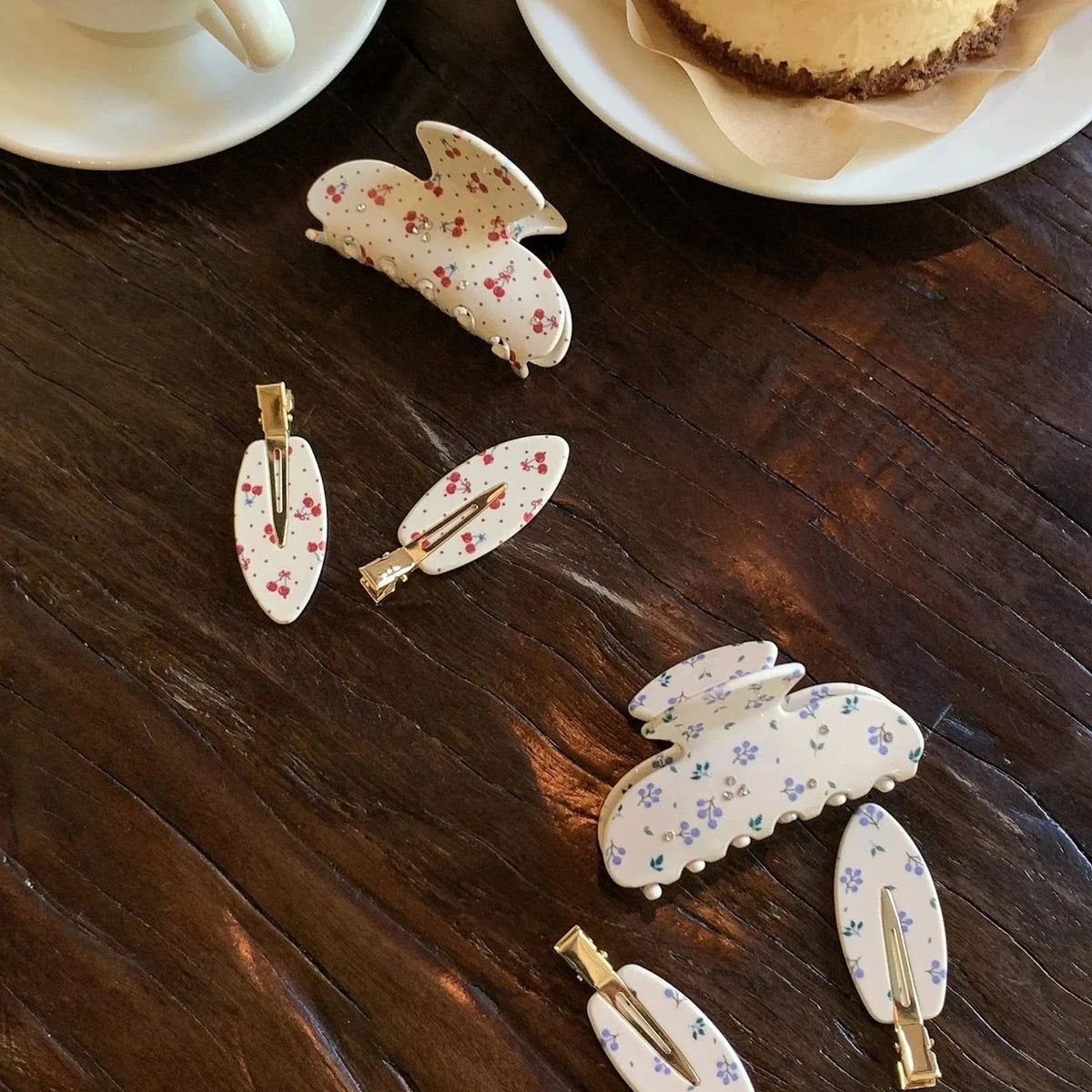 Selunyra Cherry Claw Clip product image 1
