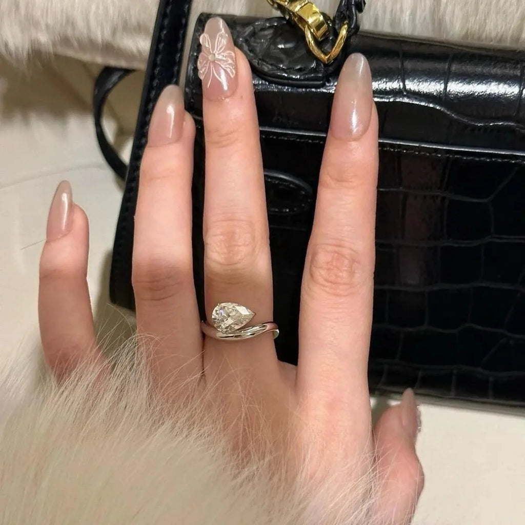 Selunyra Alba Ring product view 8