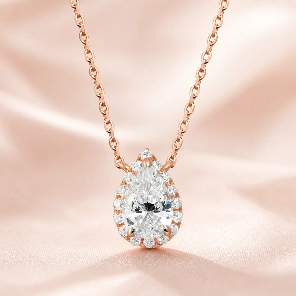 Selunyra Oval Necklace product view 1