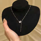 Selunyra Oval T Necklace product view 3