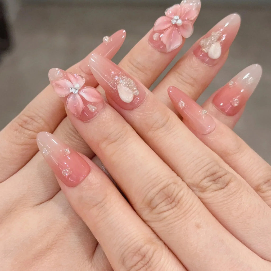 Selunyra Baby Pink Sakura Nails product image 4