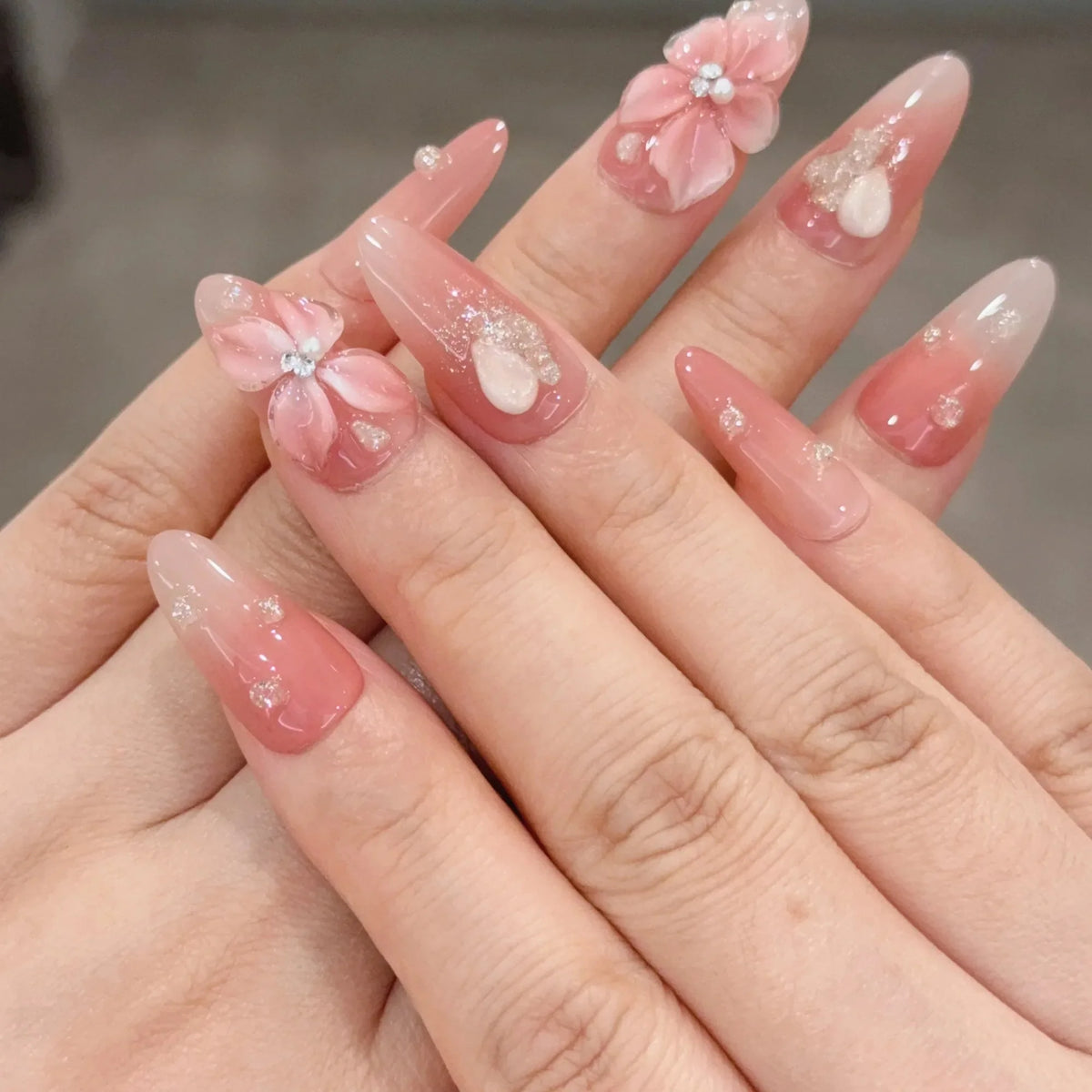 Selunyra Baby Pink Sakura Nails product image 4