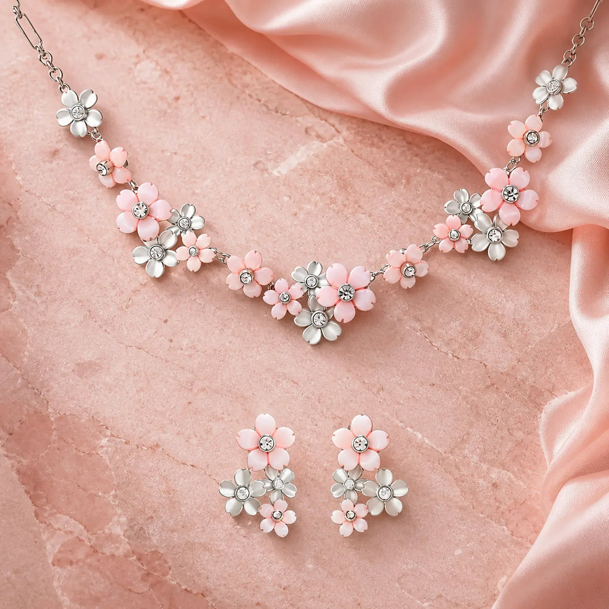 Selunyra Blossom necklace and earrings set