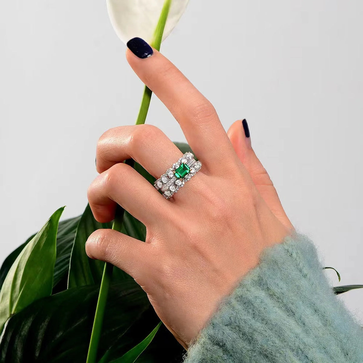 Selunyra Charlie Ring worn with green botanical styling