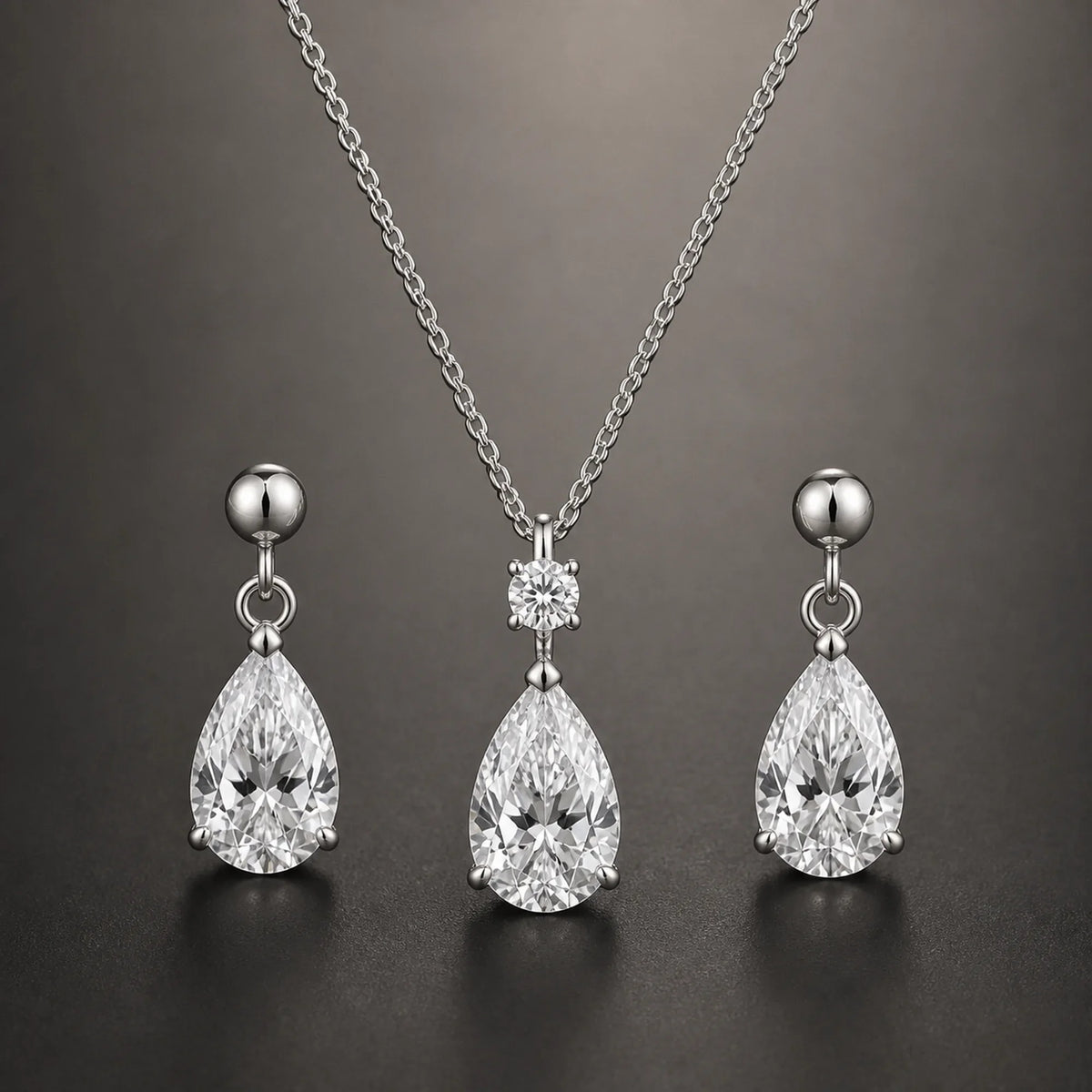 Selunyra Drop Diamond necklace and earrings set
