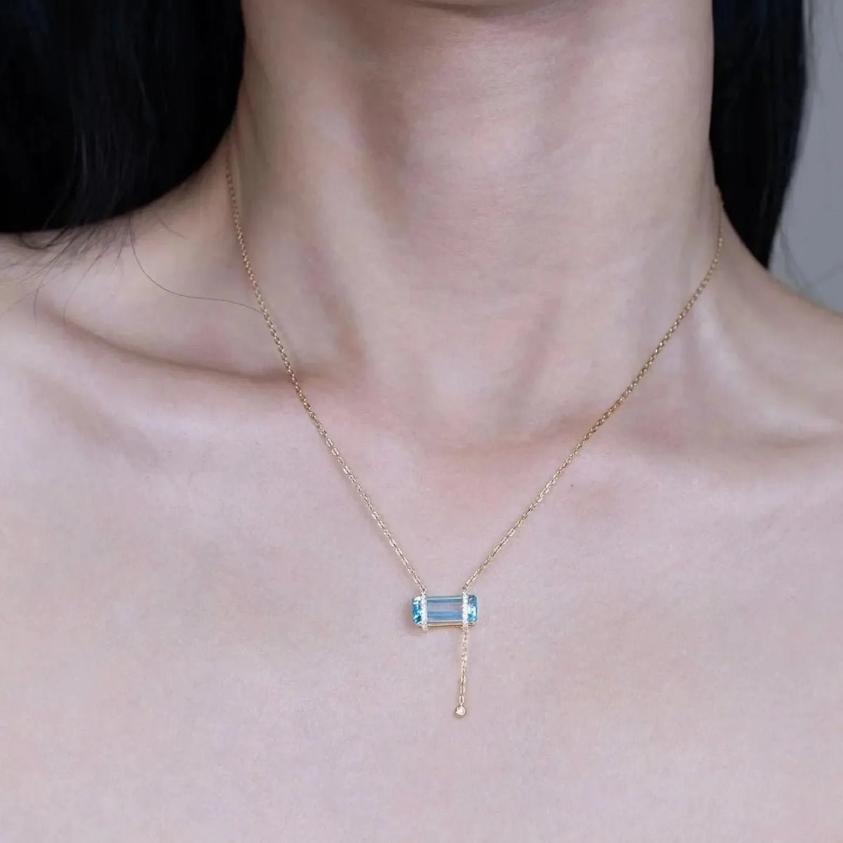 Selunyra Elsa Necklace worn by model, front view