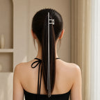 Selunyra GiGi Claw Clip worn with a ponytail