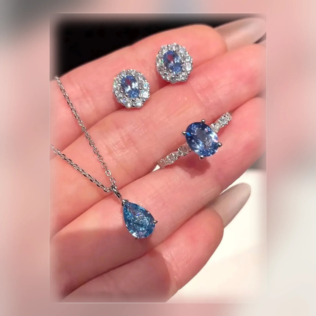 Selunyra Ice Blue Collection product image 1