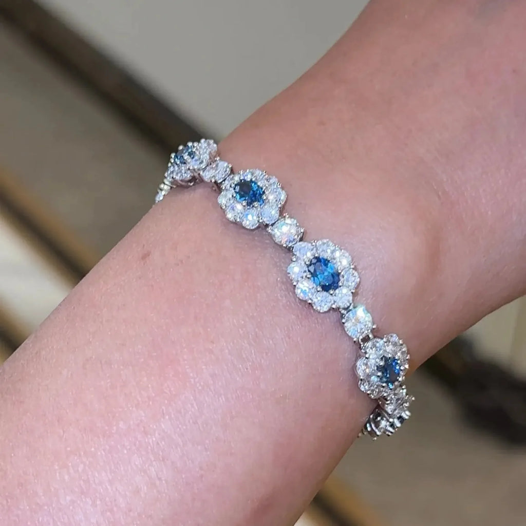 Selunyra Ice Blue Flower Bracelet product image 5