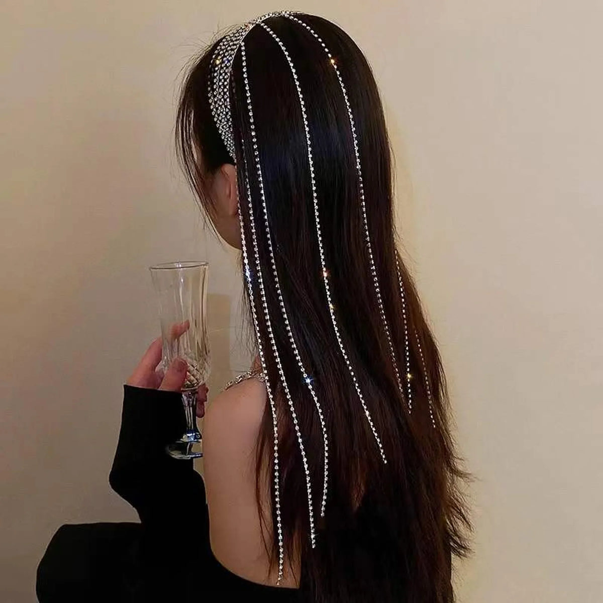 Selunyra Mamoo Headband worn from the rear