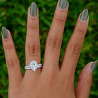 Selunyra silver Miaa pear two-ring set worn on hand