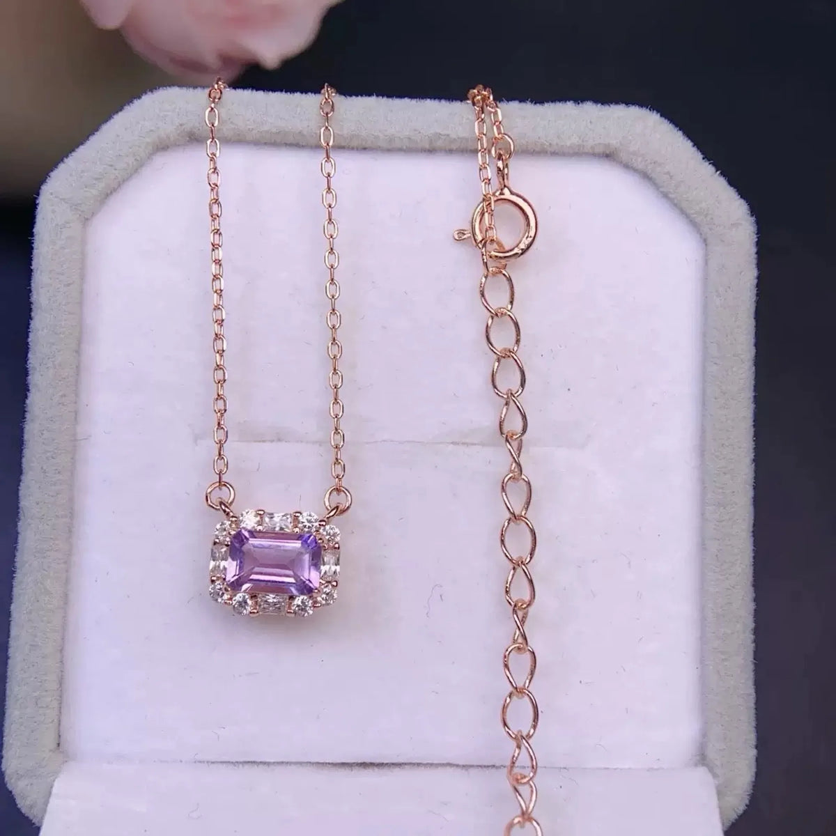 Selunyra Natural Amethyst Yanna Necklace rose gold box detail