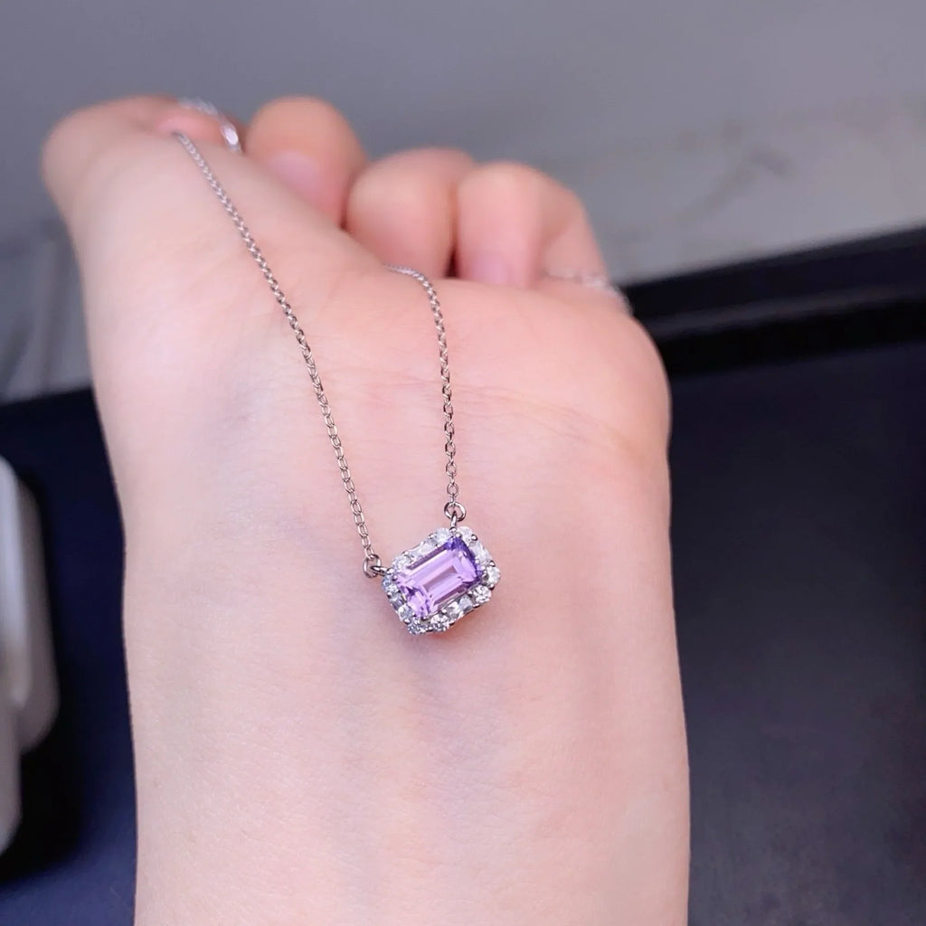 Selunyra Natural Amethyst Yanna Necklace silver hand-held detail