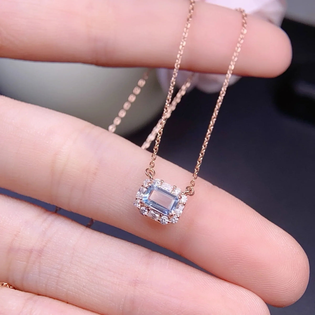 Selunyra Natural Aquamarine Elsa Necklace rose gold hand-held detail