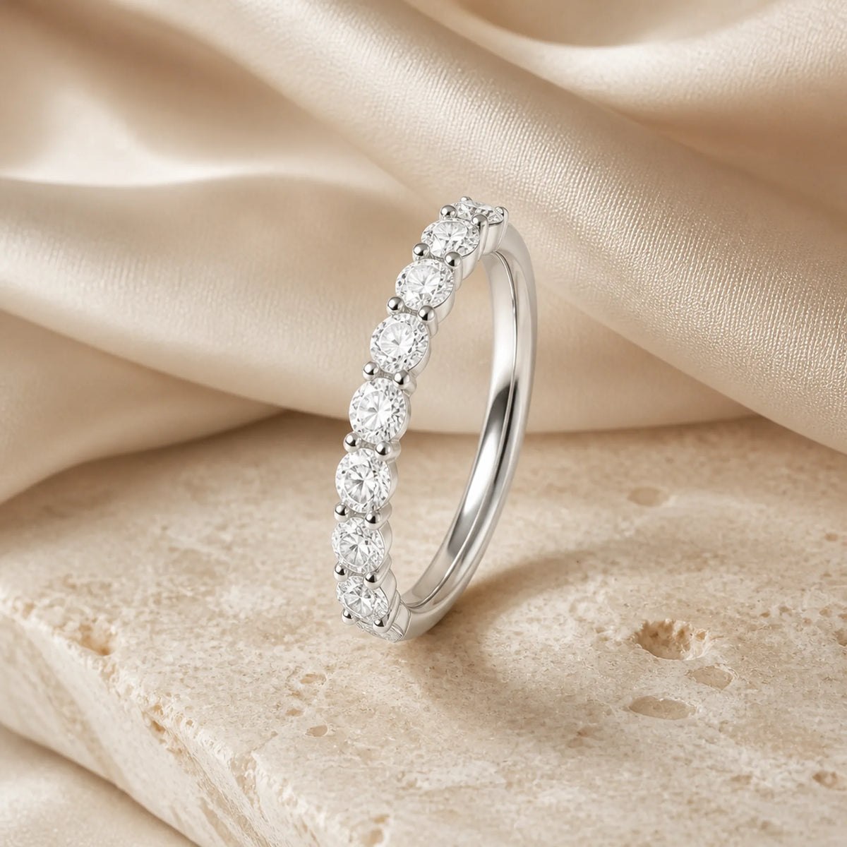 Selunyra Pinko ring white variant product view