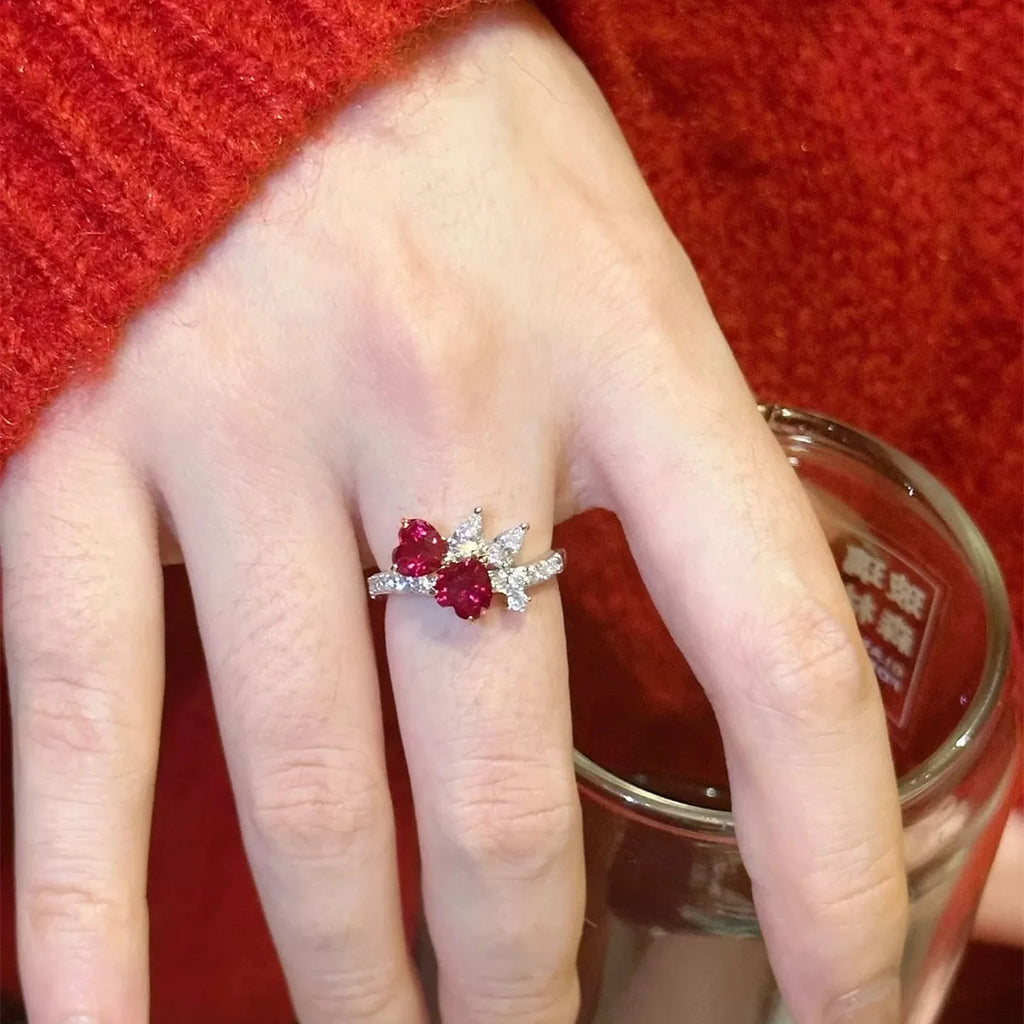 Selunyra Redia ring worn with red styling