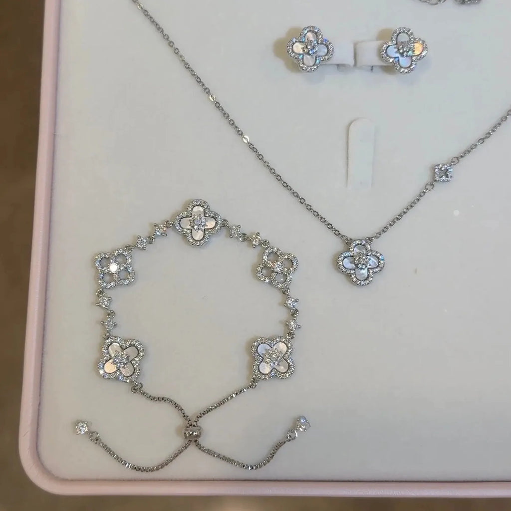 Selunyra Sakura Silver Set product image