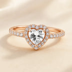 Selunyra Sparkling Heart rose gold ring with clear heart stone