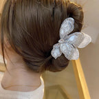 Selunyra Sweetheart white hair clip worn